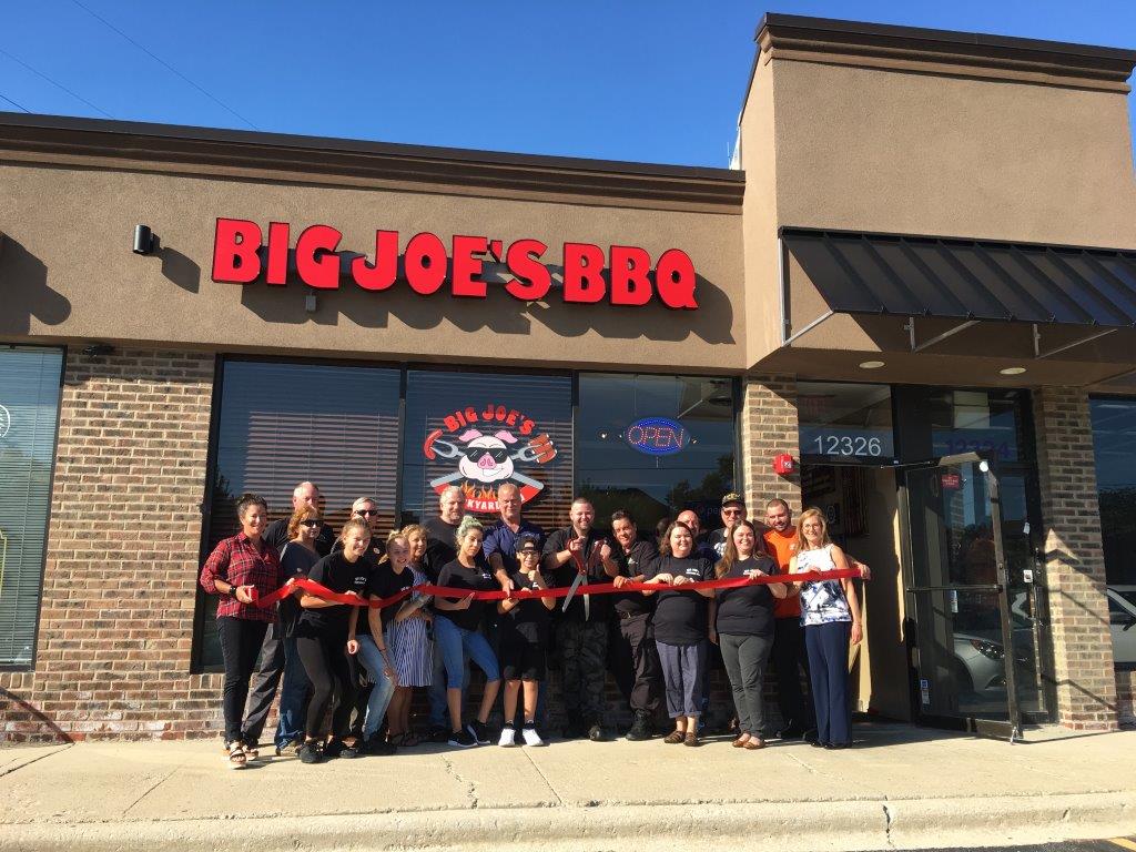 18_091218 Big Joes Backyard BBQ ribbon cutting